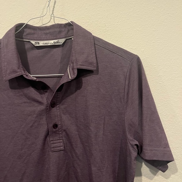 Travis Mathew Men's Size Small Purple Short Sleeve Golf Polo‎ Shirt Logo EUC - Picture 4 of 5